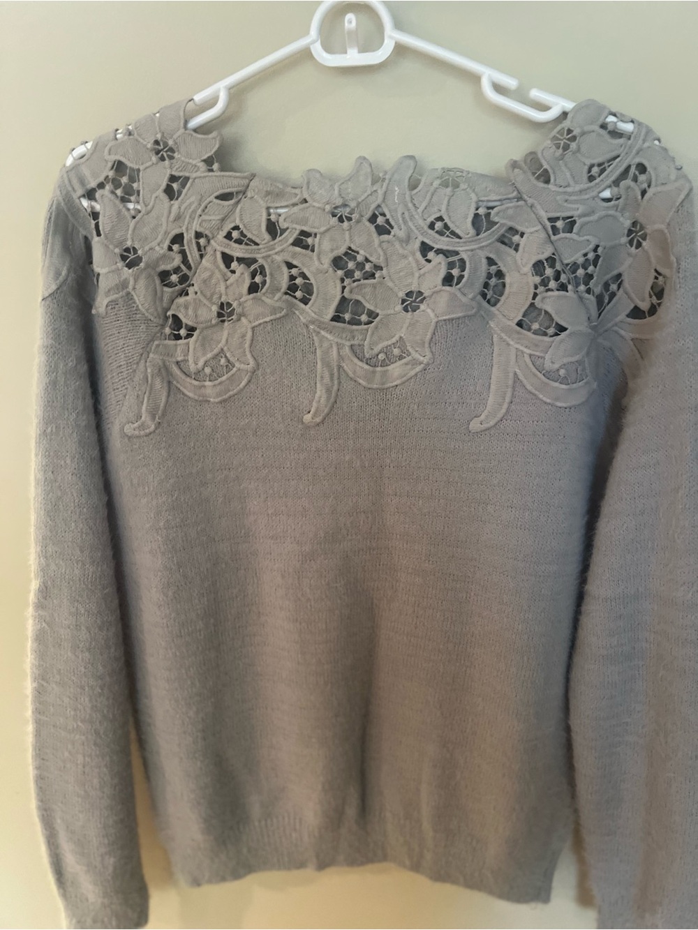 En Creme Gray Crewneck Sweater with Floral Lace Yoke
